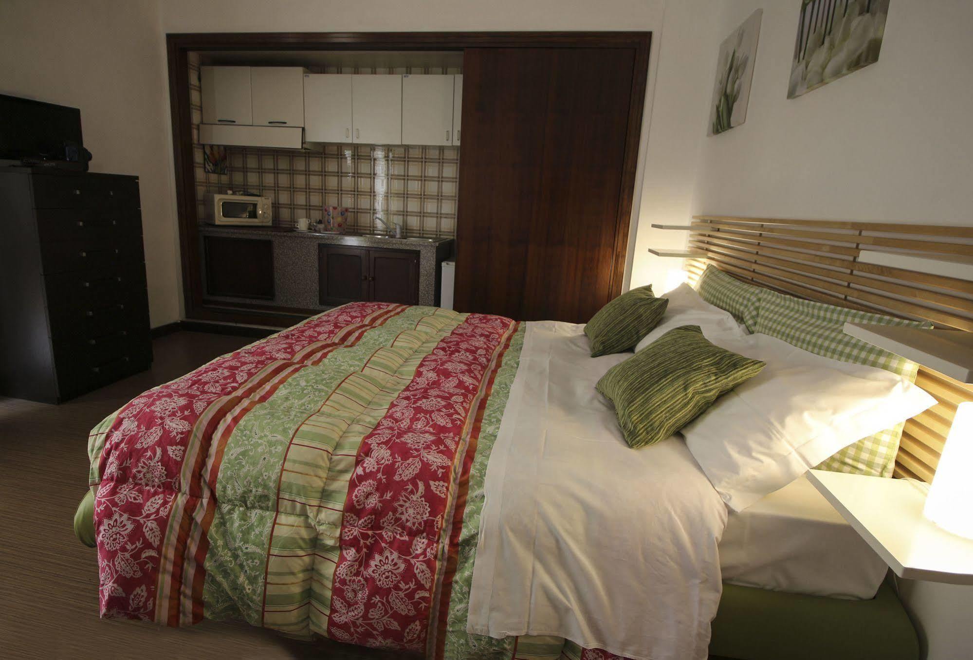 B&B Via Dei Templi อากริเจนโต ภายนอก รูปภาพ